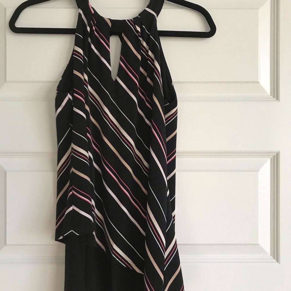 Sleeveless blouse